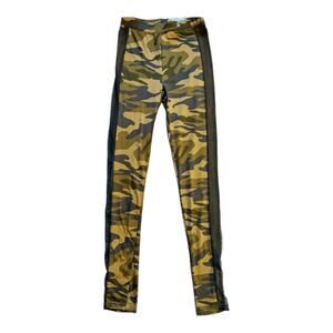 NWT Women's Camo Leggings, Small,Mesh Sides, Stretchy
